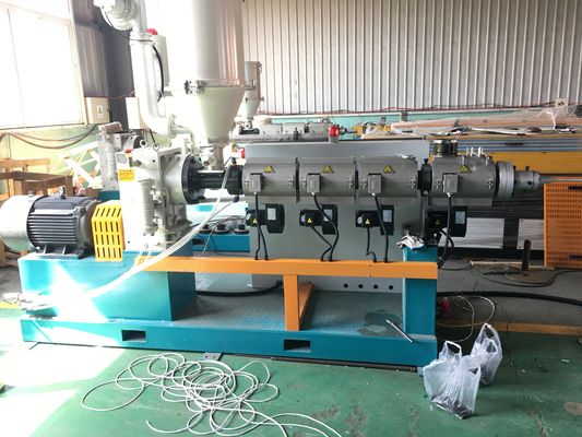 Boru Ekstrüzyon Hattı Plastik PVC Boru Su Temini Gaz Borusu Drenaj Borusu Ekstruder Ekstrüzyon Üretim Hattı / Makinesi