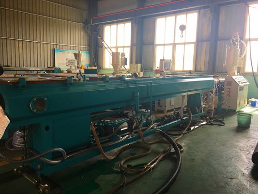 Gömülü İplik Kablo Koruması için 100kg / H Erik Çiçeği Plastik Boru Üretim Hattı