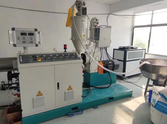 PE PP PVC Akordeon Elektrik Oluklu Hortum Tek Cidarlı Boru Ekstrüzyon Hattı