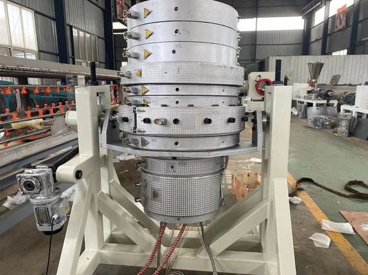 160-500mm 3 Katmanlı PE Plastik Su Borusu Yapma Makinesi HDPE Boru Ekstrüzyon Hattı