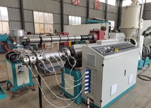 HDPE PPR Boru Ekstrüzyon Hattı Kanalizasyon Borusu Tüp Yapma Makinesi
