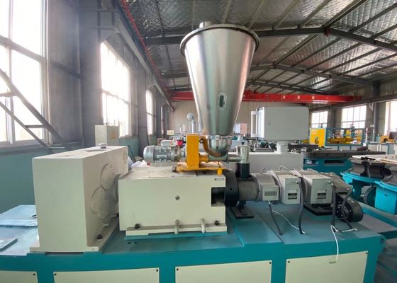 50-110mm Konik Çift Vidalı Ekstruder PVC Elektrik Borusu
