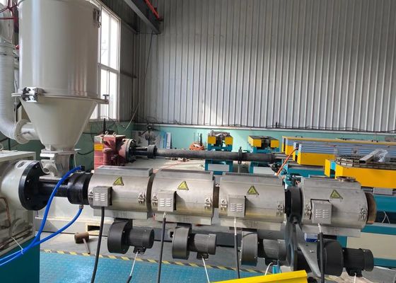 PE/PP/PA 16-52mm Plastik Oluklu Boru Yapma Makinesi Ekstruder