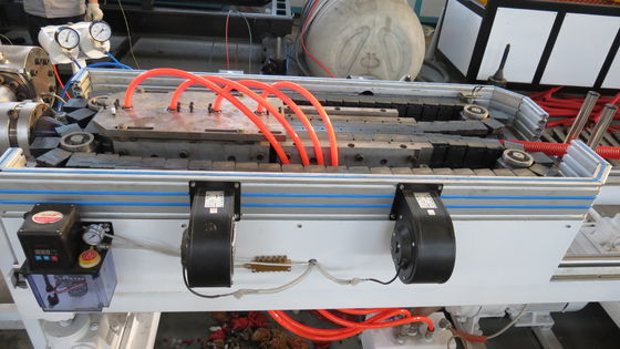 3-6m/dak Çift Duvar Oluklu Boru Üretim Hattı Plastik PE HDPE PVC