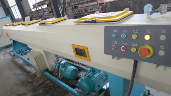 Yüksek Otomatik PVC Plastik Ekstrüzyon Hattı UPVC Tüp Üretim Hattı