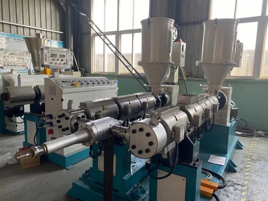 50-160mm PE PP ve PVC Çift Duvar Oluklu Boru Ekstrüzyon Hattı Yapma Makinesi