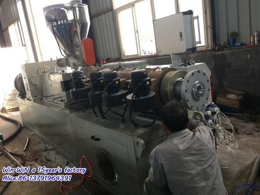 PE Boru Ekstrüzyon Hattı PE HDPE PPR Boru Yapma Makinesi Plastik Ekstruder