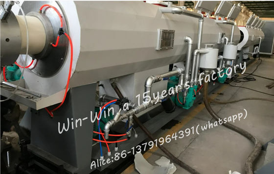 Otomatik Plastik PVC UPVC Su Elektrikli PVC Boru Ekstrüzyon Hattı PLC Kontrolü