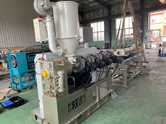 Tek Vidalı Plastik PE PP PVC Tek Cidarlı Oluklu Boru Ekstrüzyon Hattı PLC