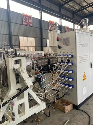 HDPE Çok Katmanlı Ekstrüzyon Su Temini Borusu Üç/İki Katmanlı Drenaj HDPE Boru Ekstrüzyon Hattı