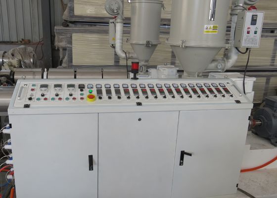 30kgh 17mm Çift Duvar Oluklu Boru Makinası / Plastik Boru Üretim Hattı