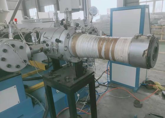 ABB Dönüştürücü ile Plastik PPR HDPE Oluklu Boru Ekstrüzyon Hattı 37kw