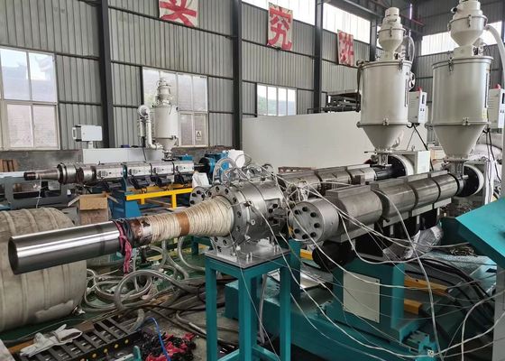 Yüksek Mukavemetli HDPE Çift Duvar Oluklu Boru Ekstrüzyon Hattı / Yapma Makinesi