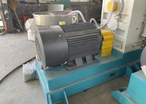 200-250 kg/h PE/HDPE/PVC Çift Cidarlı Koruge Boru Ekstrüzyon Hattı