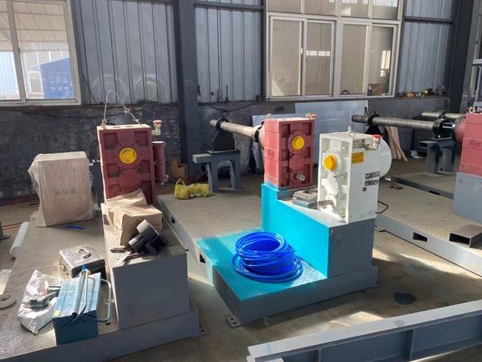 90Kg/H 16-63mm Tek Duvar Oluklu Boru Ekstrüzyon Hattı PE PP HDPE