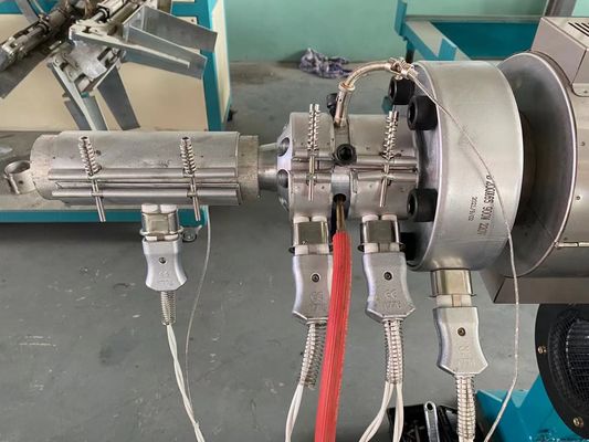 16-63mm PE PP Tek Duvar Oluklu Boru Ekstrüzyon Hattı Tek Vidalı