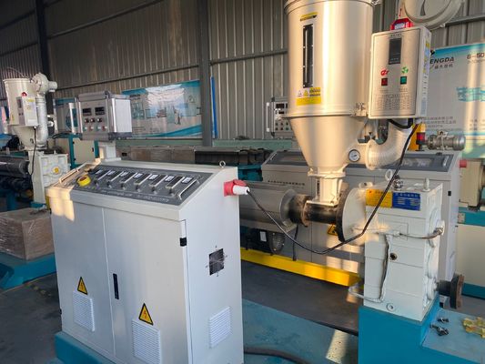 180kg/h PE/PVC Oluklu Boru Üretim Hattı Ekstrüzyon Makinesi
