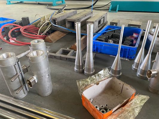 120kg / h PVC Boru Yapma Makinesi Konik Çift Vidalı Ekstruder