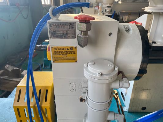 32-110 Mm PE HDPE Tek Duvar Oluklu Boru Yapma Makinesi Ekstrüzyon Hattı