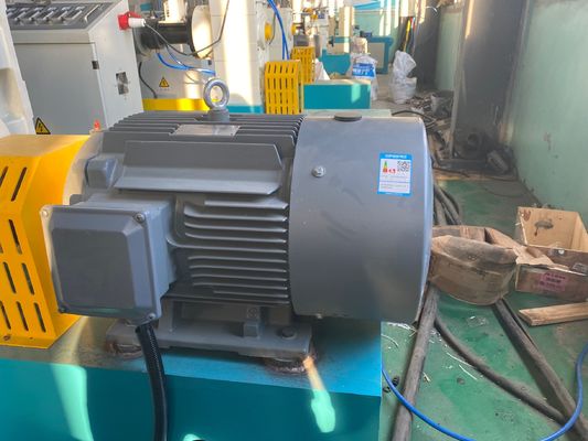 32-110 Mm PE HDPE Tek Duvar Oluklu Boru Yapma Makinesi Ekstrüzyon Hattı