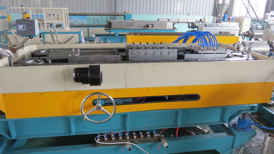 PP PE Tek Duvar Oluklu Boru Makinası 110mm Hortum Üretim Ekstrüzyon Hattı
