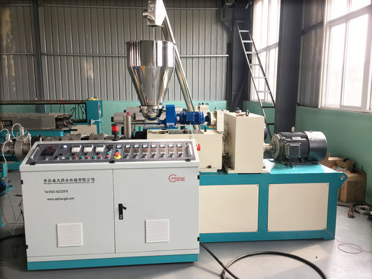 280kg / H Otomatik PVC Boru Ekstrüzyon Hattı Plastik PVC Boru Üretim Hattı